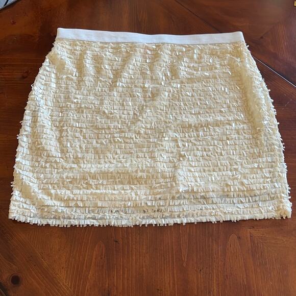 Joe Fresh Size L Cream Spangle Embellished Mini Skirt Some Missing Spangles - Picture 2 of 8